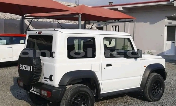 Buy Used Suzuki Jimny White Car in Luanda in Luanda Province Buy Used Suzuki Jimny White Car in Luanda in Luanda Province