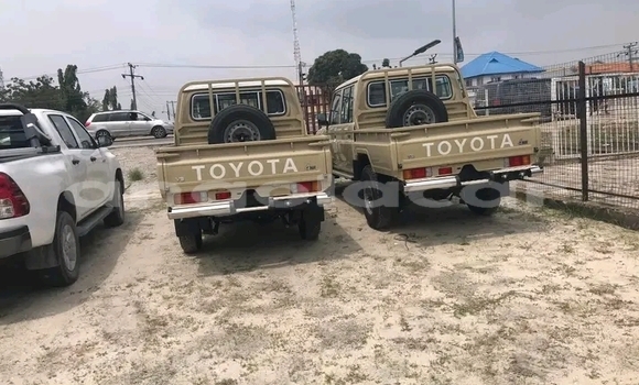 Buy Used Toyota Land Cruiser Other Car in Luanda in Luanda Province Buy Used Toyota Land Cruiser Other Car in Luanda in Luanda Province