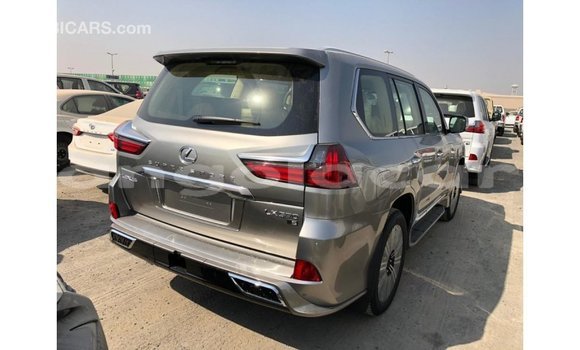 Comprar Importar Lexus LX Outro Carro em Import - Dubai em Bengo Province Comprar Importar Lexus LX Outro Carro em Import - Dubai em Bengo Province
