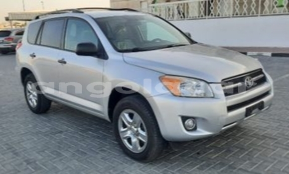 Acheter Occasion Voiture Toyota RAV4 Gris à Luanda, Province de Luanda Acheter Occasion Voiture Toyota RAV4 Gris à Luanda, Province de Luanda