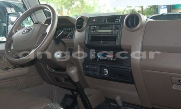 Comprar Usado Toyota Land Cruiser Branco Carro em Luanda em Luanda Province Comprar Usado Toyota Land Cruiser Branco Carro em Luanda em Luanda Province