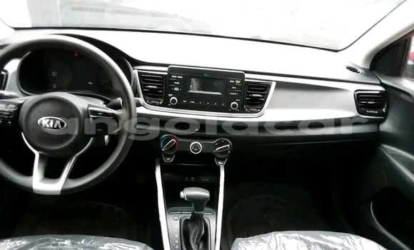 Comprar Usado Kia rio Vermelho Carro em Luanda em Luanda Province Comprar Usado Kia rio Vermelho Carro em Luanda em Luanda Province