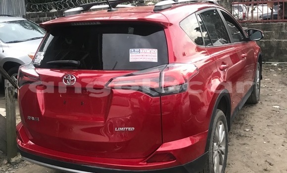 Comprar Usado Toyota RAV4 Vermelho Carro em Luanda em Luanda Province Comprar Usado Toyota RAV4 Vermelho Carro em Luanda em Luanda Province