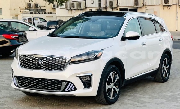 Buy Used Kia Sorento White Car in Lobito in Benguela Buy Used Kia Sorento White Car in Lobito in Benguela