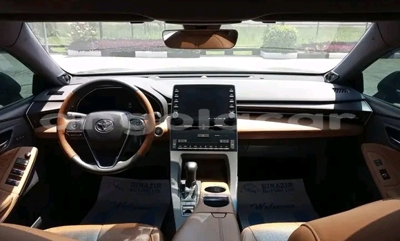 Buy Used Toyota Avalon Black Car in Luanda in Luanda Province Buy Used Toyota Avalon Black Car in Luanda in Luanda Province