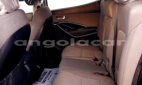 Buy Used Hyundai Santa Fe Black Car in Luanda in Luanda Province Buy Used Hyundai Santa Fe Black Car in Luanda in Luanda Province