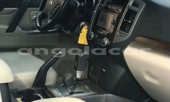 Buy Used Mitsubishi Pajero Other Car in Luanda in Luanda Province Buy Used Mitsubishi Pajero Other Car in Luanda in Luanda Province