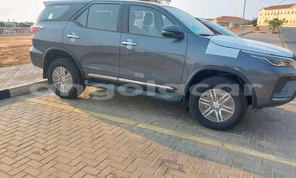 Comprar Usado Toyota Fortuner Outro Carro em Luanda em Luanda Province Comprar Usado Toyota Fortuner Outro Carro em Luanda em Luanda Province