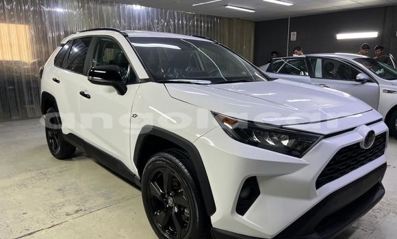 Comprar Usado Toyota RAV4 Branco Carro em Luanda em Luanda Province Comprar Usado Toyota RAV4 Branco Carro em Luanda em Luanda Province