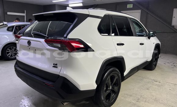 Buy Used Toyota RAV4 White Car in Luanda in Luanda Province Buy Used Toyota RAV4 White Car in Luanda in Luanda Province