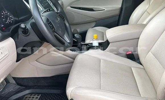 Comprar Usado Hyundai Avante Outro Carro em Luanda em Luanda Province Comprar Usado Hyundai Avante Outro Carro em Luanda em Luanda Province
