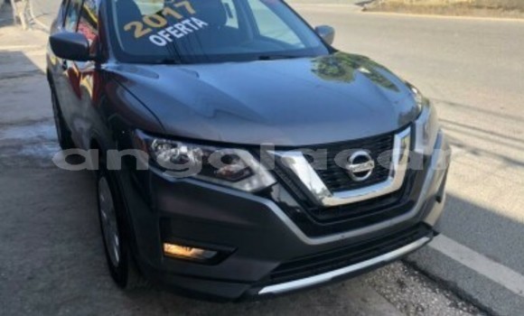 Buy Used Nissan Rogue Black Car in Luanda in Luanda Province