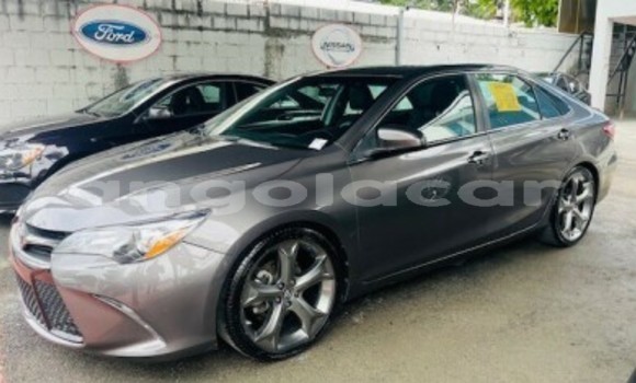 Comprar Usado Toyota Camry Marrom Carro em Luanda em Luanda Province