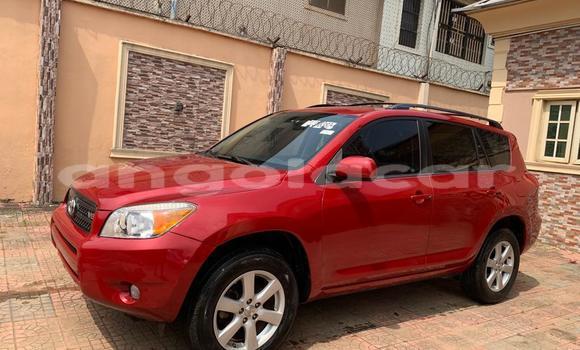 Comprar Usado Toyota RAV4 Vermelho Carro em Luanda em Luanda Province Comprar Usado Toyota RAV4 Vermelho Carro em Luanda em Luanda Province