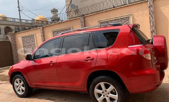 Comprar Usado Toyota RAV4 Vermelho Carro em Luanda em Luanda Province Comprar Usado Toyota RAV4 Vermelho Carro em Luanda em Luanda Province