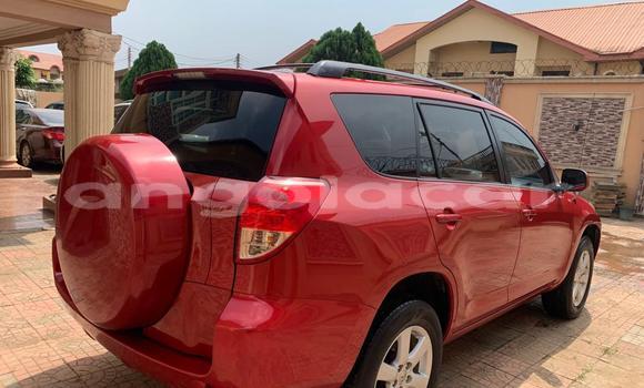 Comprar Usado Toyota RAV4 Vermelho Carro em Luanda em Luanda Province Comprar Usado Toyota RAV4 Vermelho Carro em Luanda em Luanda Province