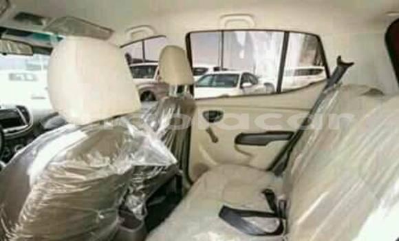 Comprar Usado Hyundai i10 Prata Carro em Luanda em Luanda Province Comprar Usado Hyundai i10 Prata Carro em Luanda em Luanda Province