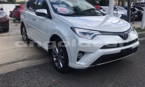 Buy Used Toyota RAV4 White Car in Luanda in Luanda Province Buy Used Toyota RAV4 White Car in Luanda in Luanda Province