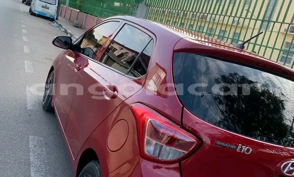 Comprar Usado Hyundai i10 Vermelho Carro em Luanda em Luanda Province Comprar Usado Hyundai i10 Vermelho Carro em Luanda em Luanda Province