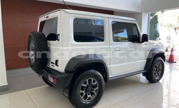 Acheter Occasion Voiture Suzuki Jimny Blanc à Luanda, Province de Luanda Acheter Occasion Voiture Suzuki Jimny Blanc à Luanda, Province de Luanda