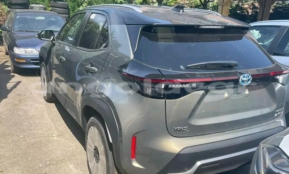 Buy Used Toyota Yaris Silver Car in Luanda in Luanda Province Buy Used Toyota Yaris Silver Car in Luanda in Luanda Province