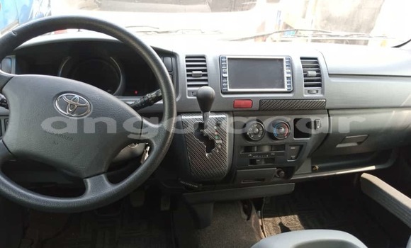 Comprar Usado Toyota Hiace Prata Carro em Luanda em Luanda Province Comprar Usado Toyota Hiace Prata Carro em Luanda em Luanda Province