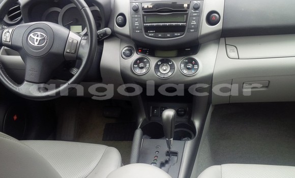Buy Used Toyota RAV4 Silver Car in Luanda in Luanda Province Buy Used Toyota RAV4 Silver Car in Luanda in Luanda Province