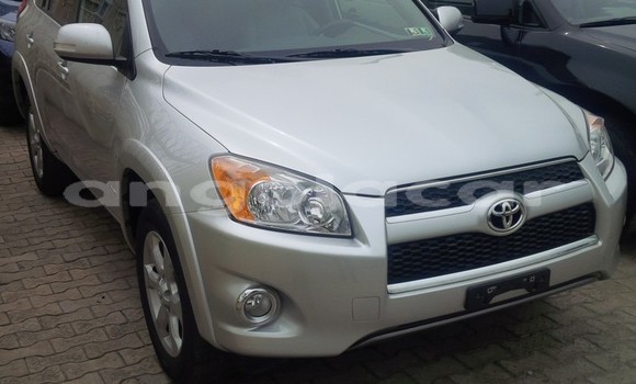 Buy Used Toyota RAV4 Silver Car in Luanda in Luanda Province Buy Used Toyota RAV4 Silver Car in Luanda in Luanda Province