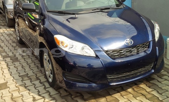 Acheter Occasion Voiture Toyota Matrix Bleu à Luanda, Province de Luanda Acheter Occasion Voiture Toyota Matrix Bleu à Luanda, Province de Luanda