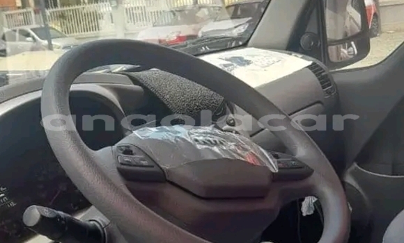 Comprar Usado Kia Mentor Branco Carro em Luanda em Luanda Province Comprar Usado Kia Mentor Branco Carro em Luanda em Luanda Province