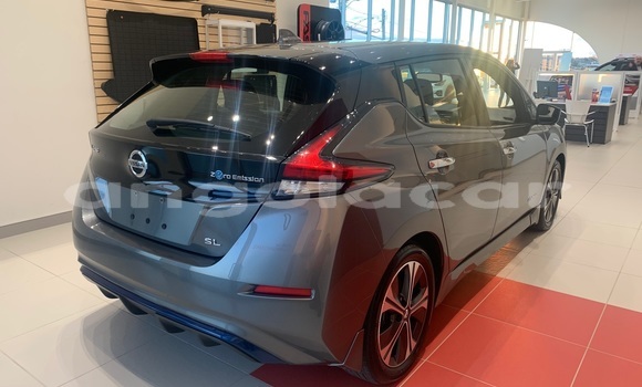Comprar Usado Nissan Leaf Prata Carro em Luanda em Luanda Province Comprar Usado Nissan Leaf Prata Carro em Luanda em Luanda Province