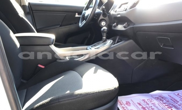 Acheter Occasion Voiture Kia Sportage Blanc à Luanda, Province de Luanda Acheter Occasion Voiture Kia Sportage Blanc à Luanda, Province de Luanda