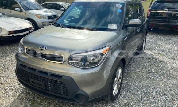 Buy Used Kia Soul Silver Car in Luanda in Luanda Province Buy Used Kia Soul Silver Car in Luanda in Luanda Province