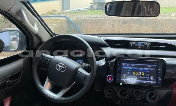 Buy Used Toyota Hilux White Car in Luanda in Luanda Province Buy Used Toyota Hilux White Car in Luanda in Luanda Province