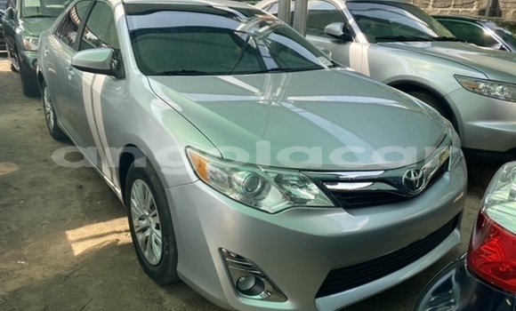 Comprar Usado Toyota Camry Prata Carro em Luanda em Luanda Province Comprar Usado Toyota Camry Prata Carro em Luanda em Luanda Province