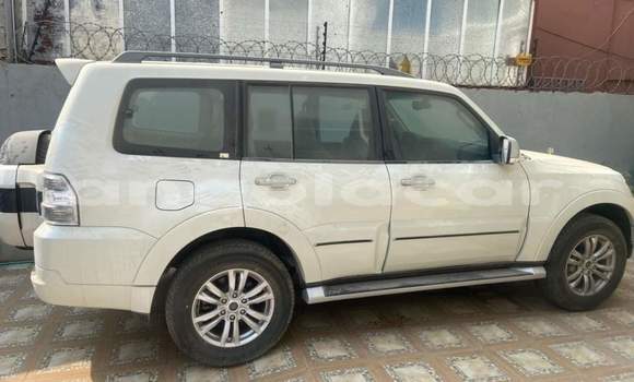 Comprar Usado Mitsubishi Pajero Sport Branco Carro em Luanda em Luanda Province Comprar Usado Mitsubishi Pajero Sport Branco Carro em Luanda em Luanda Province