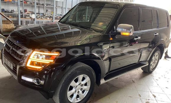 Buy Used Mitsubishi Pajero Black Car in Luanda in Luanda Province Buy Used Mitsubishi Pajero Black Car in Luanda in Luanda Province