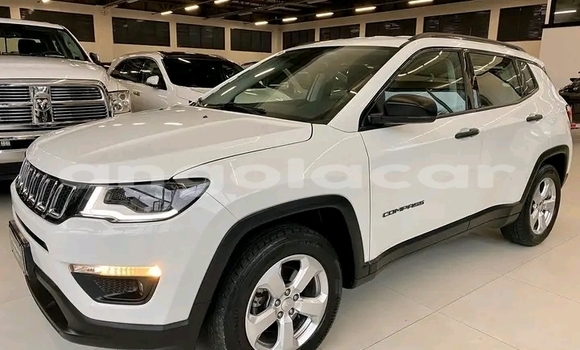 Acheter Occasion Voiture Jeep Compass Blanc à Luanda, Province de Luanda