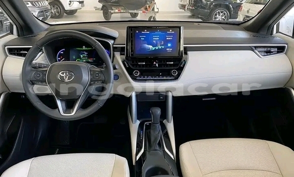 Acheter Occasion Voiture Toyota Corolla Cross Blanc à Luanda, Province de Luanda Acheter Occasion Voiture Toyota Corolla Cross Blanc à Luanda, Province de Luanda