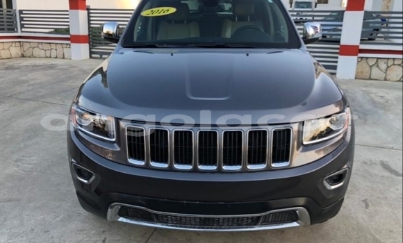 Buy Used Jeep Cherokee Silver Car in Luanda in Luanda Province