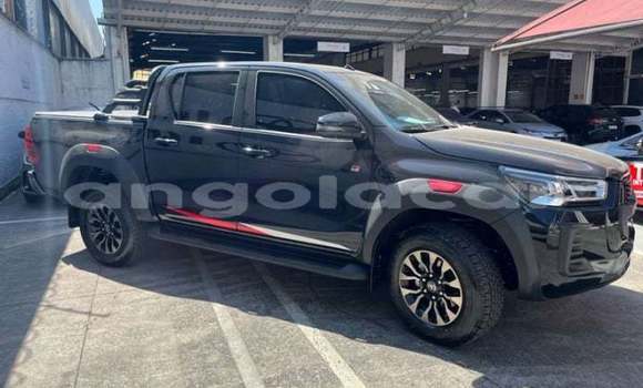Acheter Occasion Voiture Toyota Hiluxe Revo Noir à Luanda, Province de Luanda Acheter Occasion Voiture Toyota Hiluxe Revo Noir à Luanda, Province de Luanda