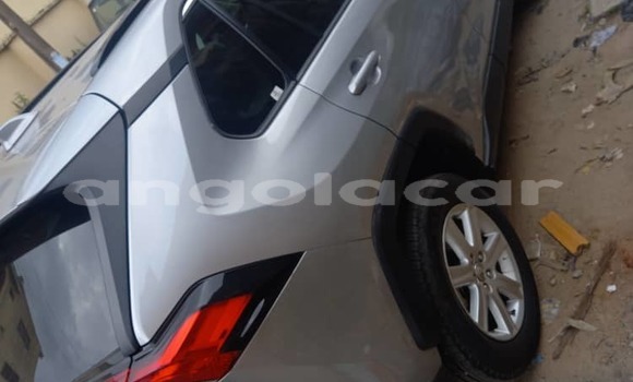 Acheter Occasion Voiture Toyota RAV4 Gris à Luanda, Province de Luanda Acheter Occasion Voiture Toyota RAV4 Gris à Luanda, Province de Luanda
