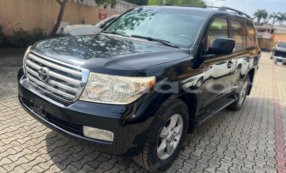 Buy Used Toyota Land Cruiser Prado Black Car in Luanda in Luanda Province