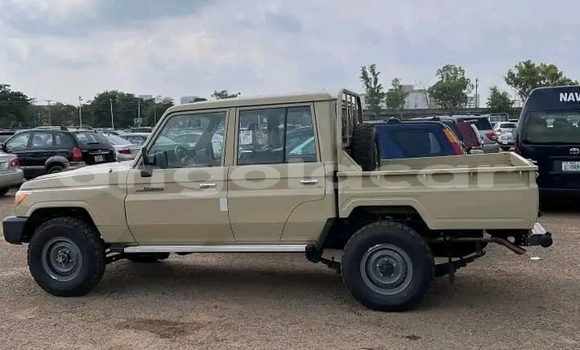 Buy Used Toyota Land Cruiser Other Car in Luanda in Luanda Province Buy Used Toyota Land Cruiser Other Car in Luanda in Luanda Province