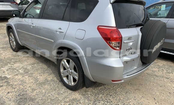Comprar Usado Toyota RAV4 Prata Carro em Luanda em Luanda Province Comprar Usado Toyota RAV4 Prata Carro em Luanda em Luanda Province
