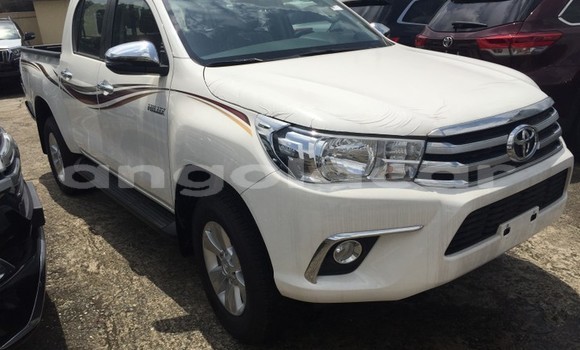Comprar Usado Toyota Hilux Branco Carro em Luanda em Luanda Province Comprar Usado Toyota Hilux Branco Carro em Luanda em Luanda Province