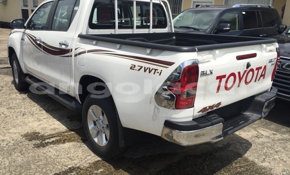 Comprar Usado Toyota Hilux Branco Carro em Luanda em Luanda Province Comprar Usado Toyota Hilux Branco Carro em Luanda em Luanda Province
