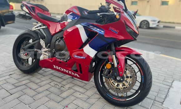 Buy Used Honda CBR Red Bike in Luanda in Luanda Province