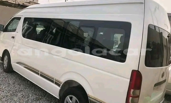 Comprar Usado Toyota Hiace Branco Carro em Luanda em Luanda Province Comprar Usado Toyota Hiace Branco Carro em Luanda em Luanda Province