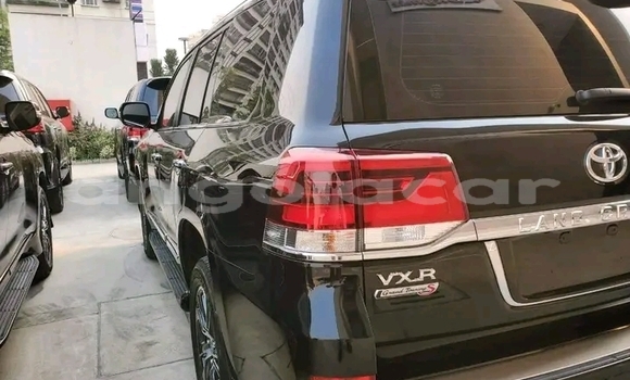 Buy Used Toyota Land Cruiser Black Car in Luanda in Luanda Province Buy Used Toyota Land Cruiser Black Car in Luanda in Luanda Province